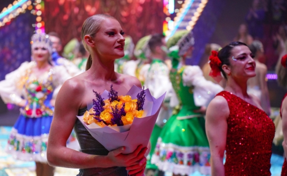 В Саратове выбрали принцессу цирка. Видеорепортаж В Саратове выбрали принцессу цирка. Видеорепортаж